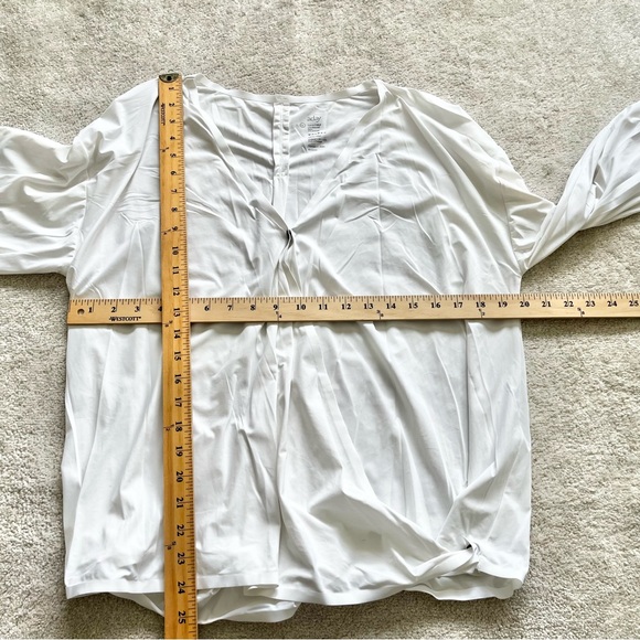 ADAY That's A Wrap Top Size Large Trendy Stylish Chic Modern Minimalist - Picture 6 of 7